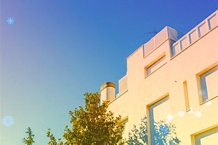标普500ETF基金513650.SH涨0.57%，雅诗兰黛收盘涨4.3